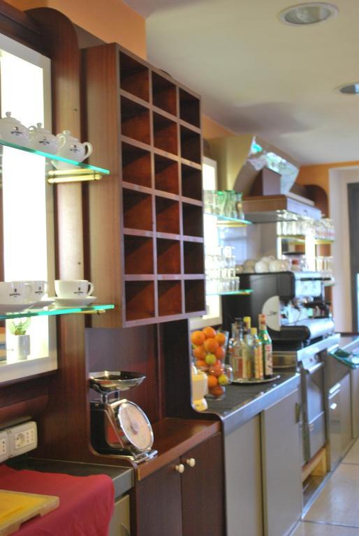 קסטלנואובו מגרה Albergo Smeraldo מראה חיצוני תמונה